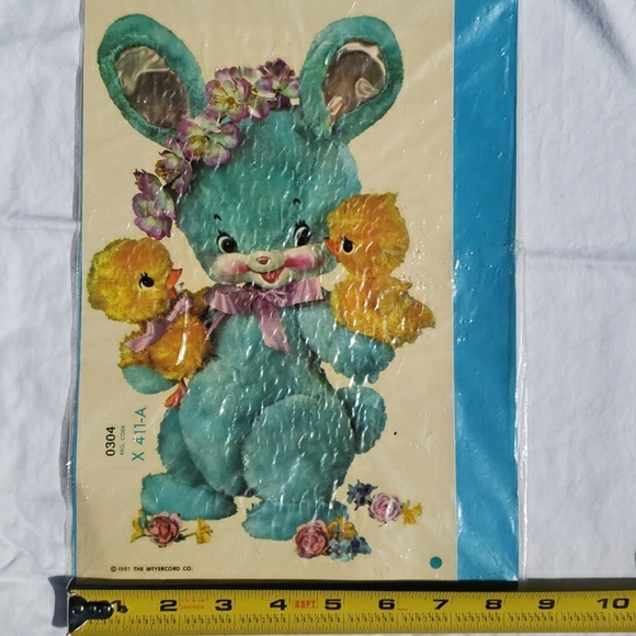 SOLD on M........Vintage 1981 decal 10" x 6.5" New, still sealed. Bunny rabbit - Picture 2 of 12